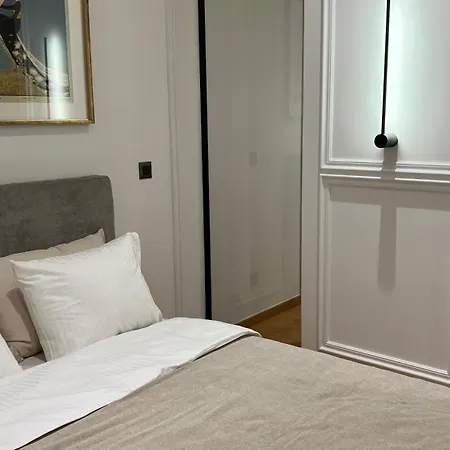 Lux Garden Novi Dorcol *